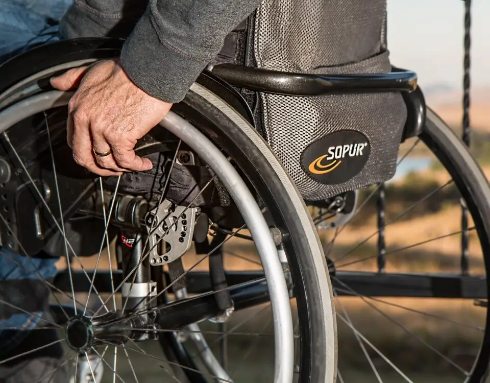 Avantages fiscaux et Handicap : Les solutions méconnues pour protéger vos proches et optimiser votre patrimoine